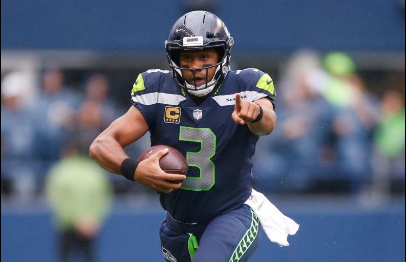 NFL Daily Fantasy Football Recommendations for Week 8 – Quarterbacks and Running Backs